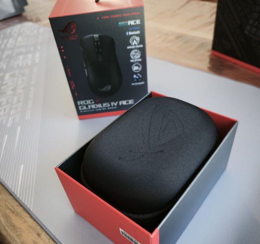 Test ASUS ROG Gladius IV Ace - L'arme ultime pour dominer l'eSport !